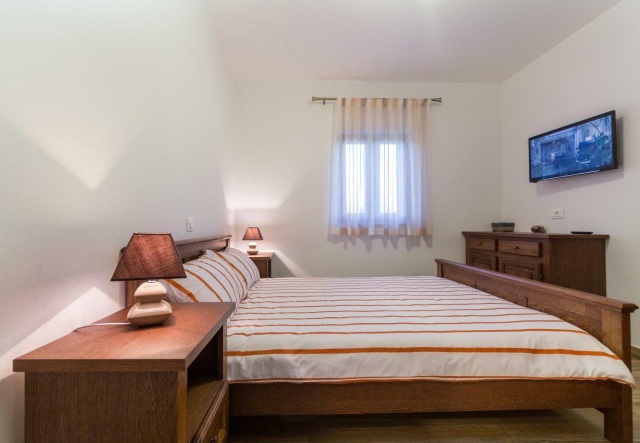 Vila Elida Pazin Buitenkant foto