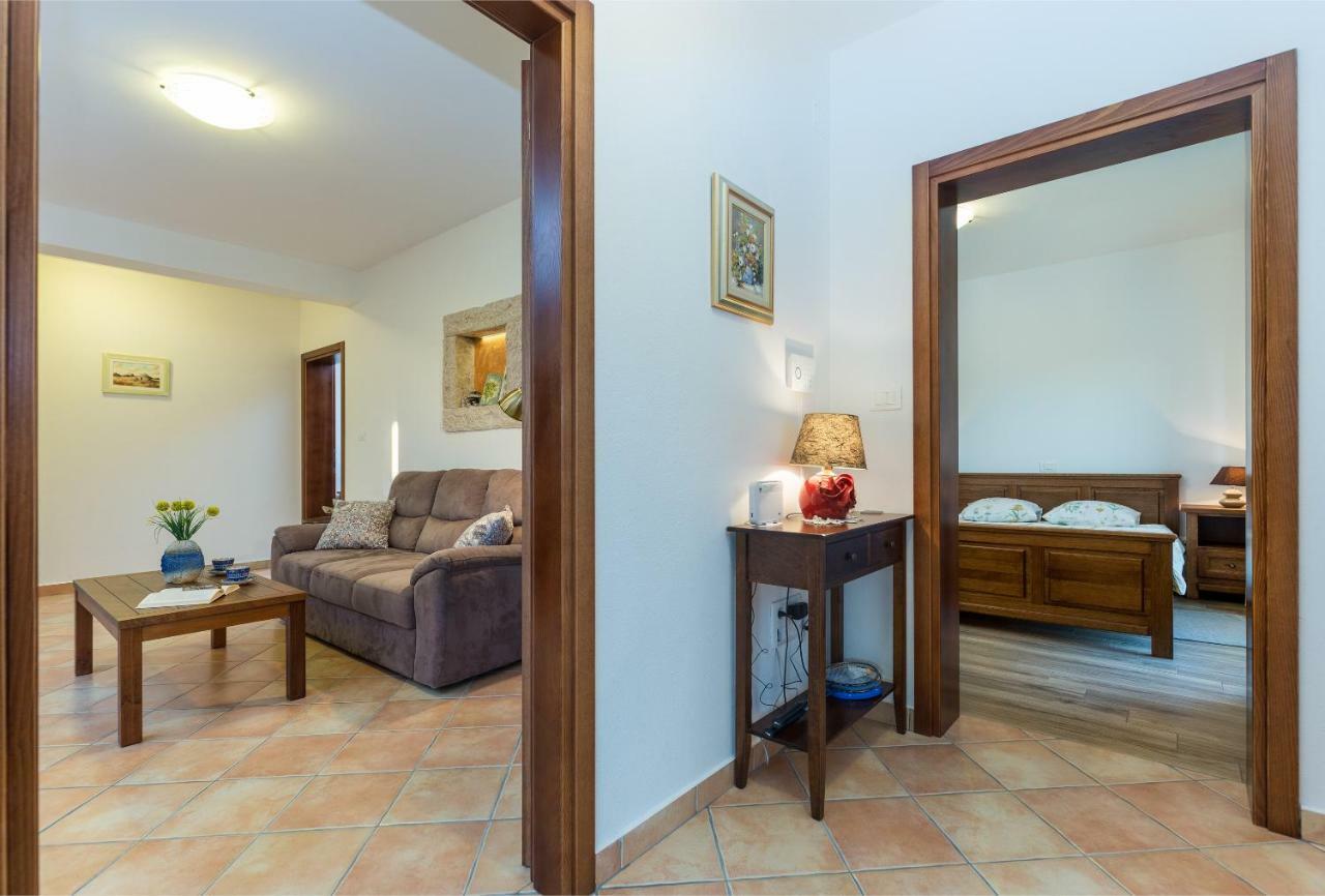 Vila Elida Pazin Buitenkant foto
