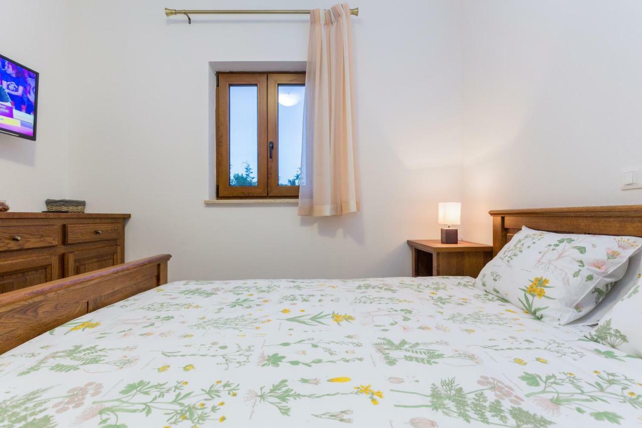 Vila Elida Pazin Buitenkant foto