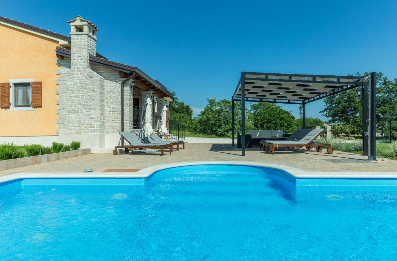 Vila Elida Pazin Buitenkant foto